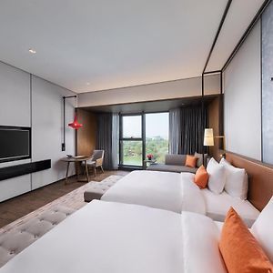 Club Twin Room